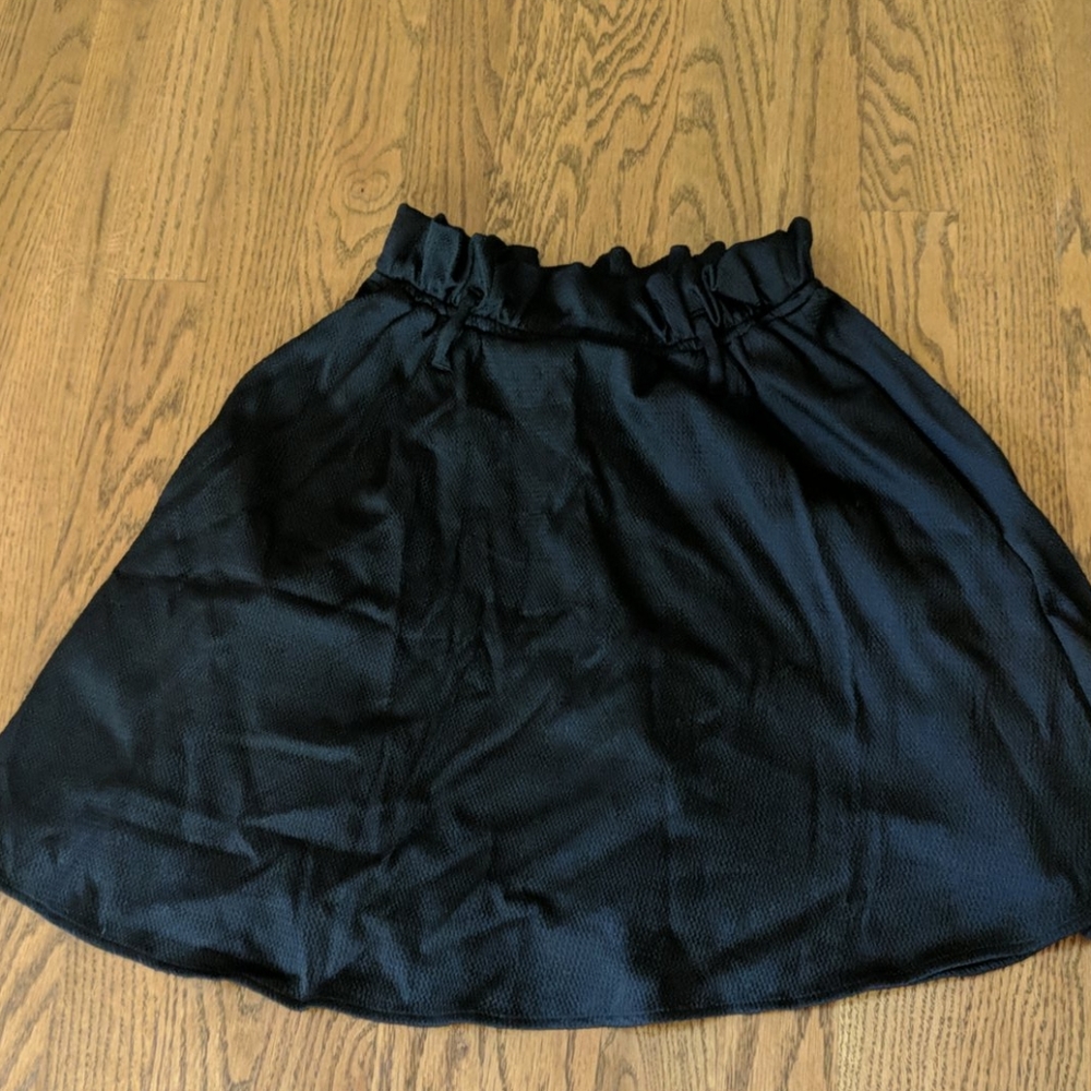 H&M Mini Black Skirt